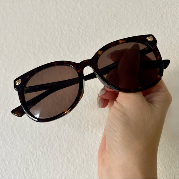 Moschino MOS088/F/S women’s tortoiseshell sunglasses - Picture 2 of 8